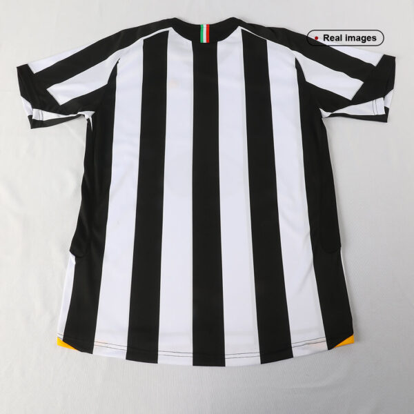 Retro Juventus Home Jersey 2005/06 - Image 4