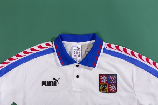 Retro Czech Republic Away Jersey 1996 - Image 4
