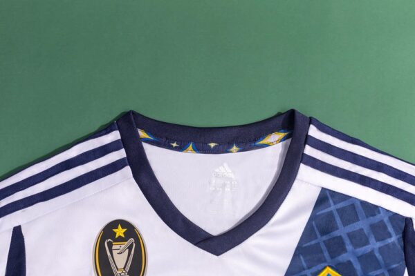 Retro LA Galaxy Home Jersey 2012 - Image 3