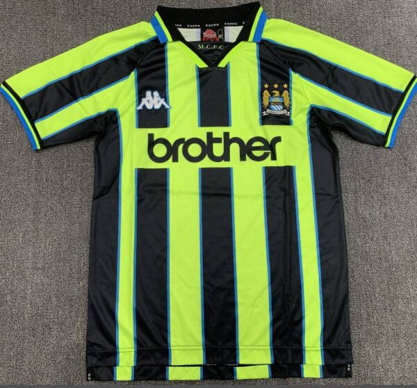 Retro Manchester City Away Jersey 1998/99 - Image 3