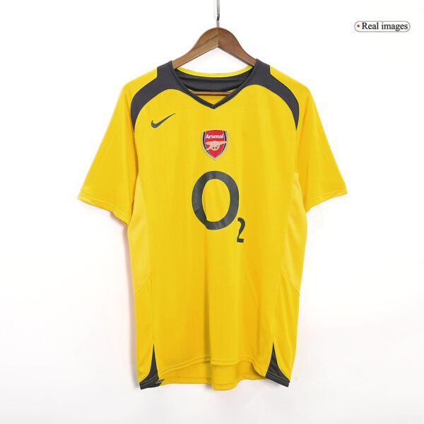 Retro Arsenal Away Jersey 2005/06 - Image 3
