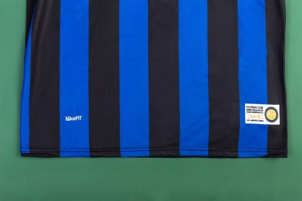 Retro Inter Milan 100th Anniversary Home Jersey 2007/08 - Image 4