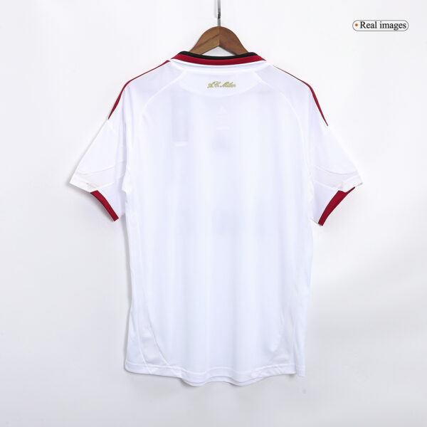 Kaka' #22 Retro AC Milan Away Jersey 2009/10 - Image 5