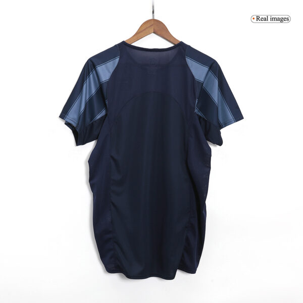 Retro Inter Milan Away Jersey 2004/05 - Image 4