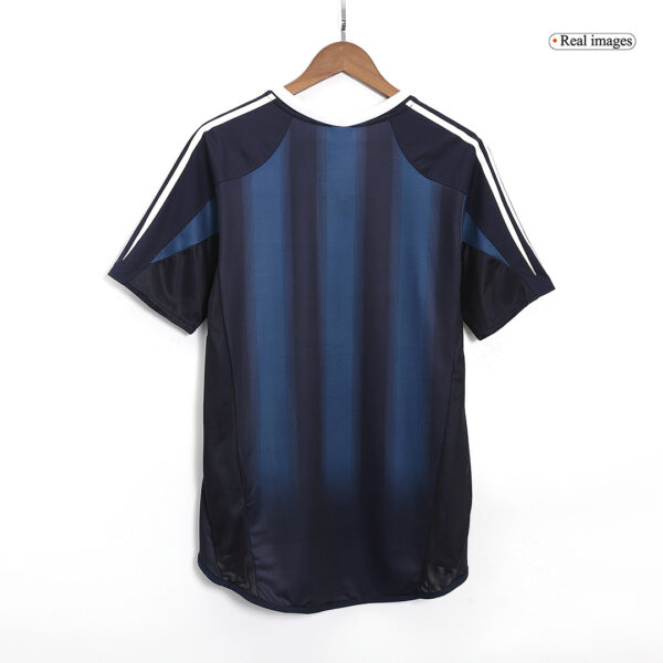 Retro Newcastle United Away Jersey 2004/05 - Image 3