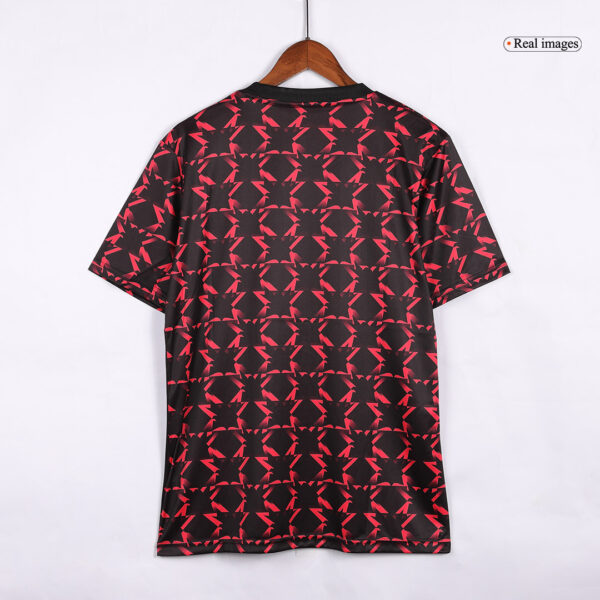 Manchester United Pre-Match Jersey 2024/25 - Image 5