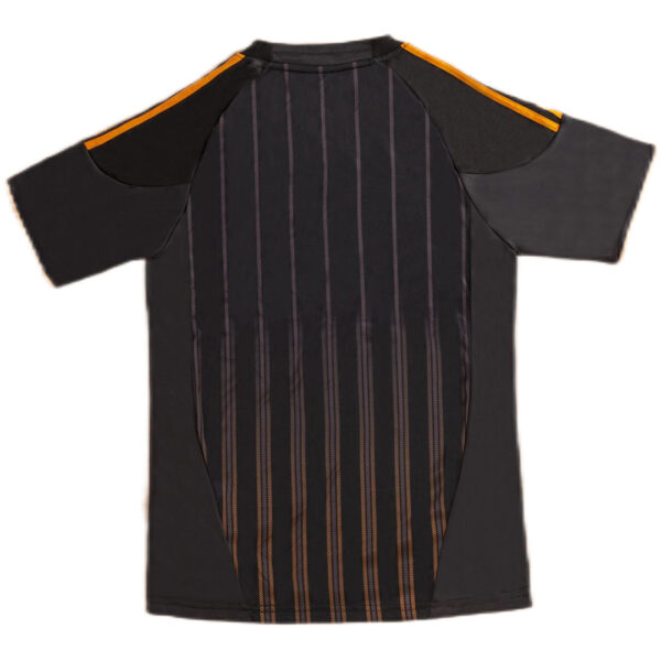 DROGBA #11 Retro Chelsea Away Jersey 2010/11 - Image 3