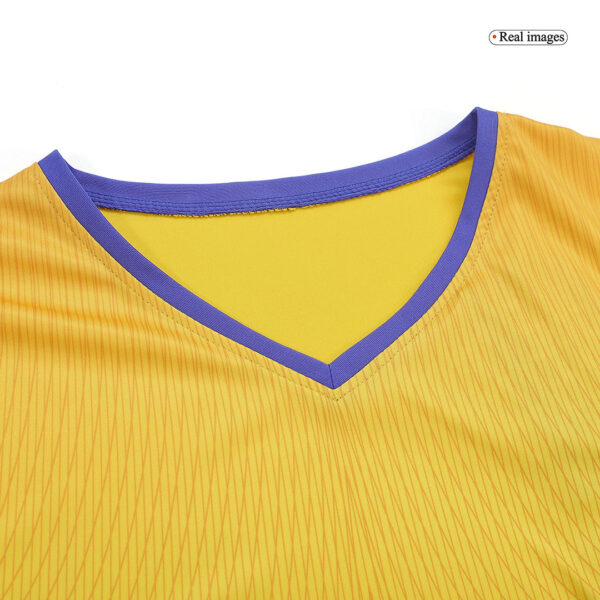 Retro Inter Milan Third Jersey 2002/03 - Image 6