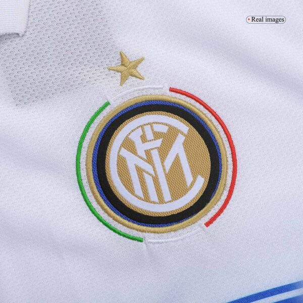 Retro Inter Milan Away Jersey 2009/10 - Image 7