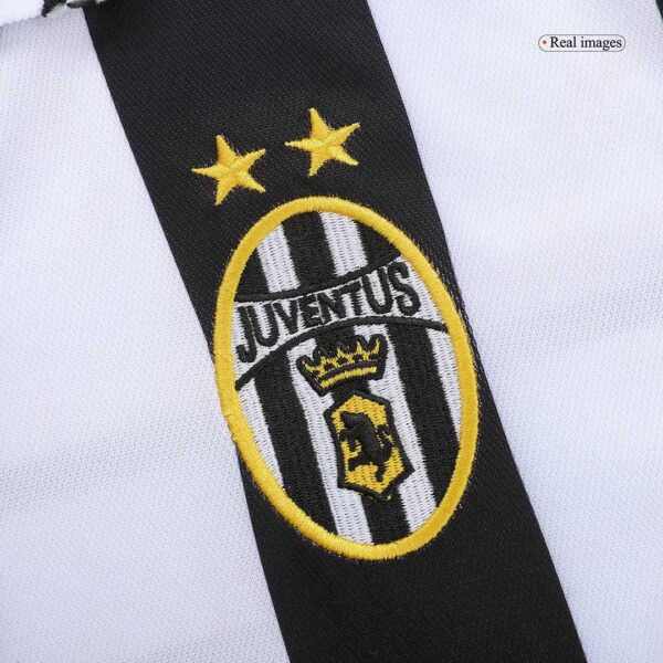 Retro Juventus Home Jersey 2001/02 - Image 6