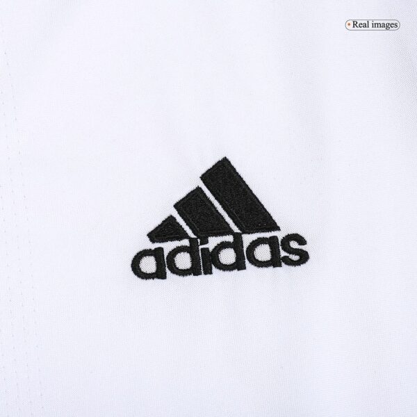 Retro Real Madrid BECKHAM #23 Home Jersey 2003/04 - Image 9