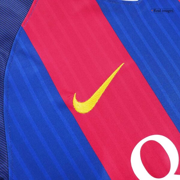 Messi #10 Barcelona Home Retro Jersey 2016/17 - Image 10