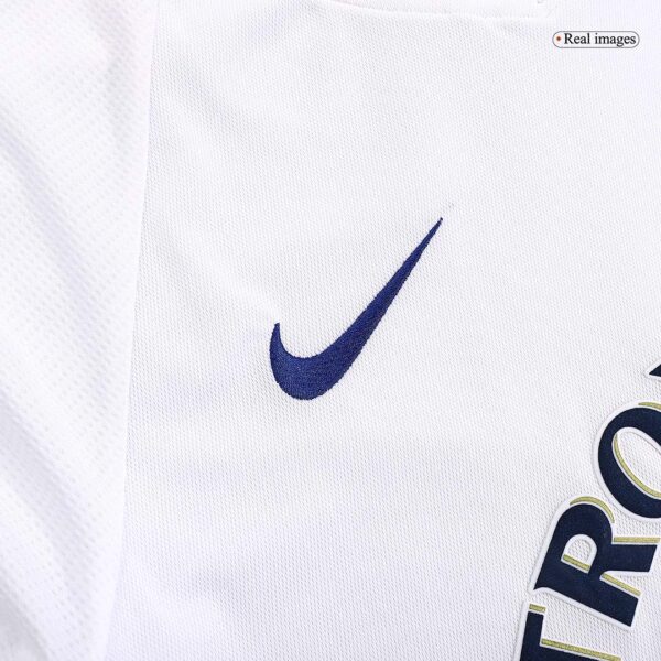 Retro Leeds United Home Jersey 2000/01 - Image 6
