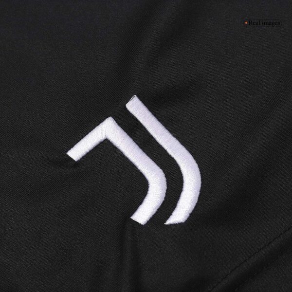 Juventus Home Shorts 2024/25 - Image 8