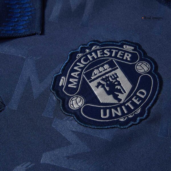 Manchester United Away Long Sleeve Jersey 2024/25 - Image 9