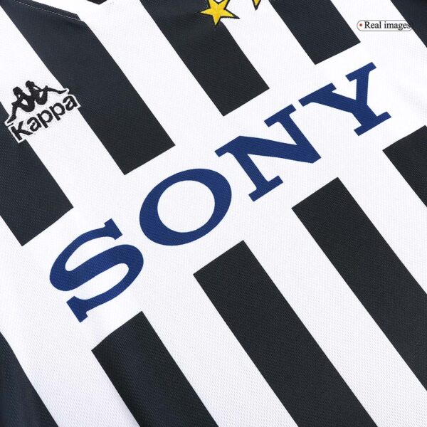 Retro Juventus Home Jersey 1996/97 - Image 8