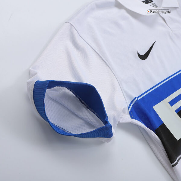 Retro Inter Milan Away Jersey 2009/10 - Image 9
