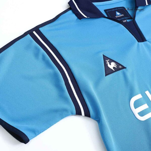 Retro Manchester City Home Jersey 2001/02 - Image 9