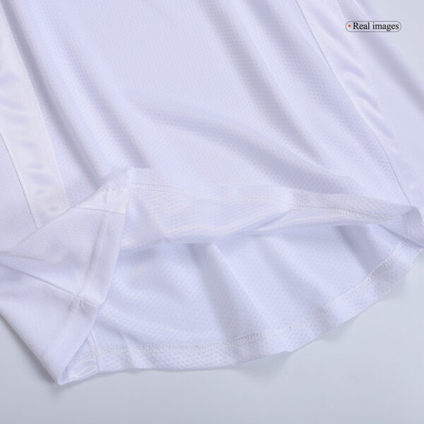 Retro Real Madrid Home Jersey 1997/98 - Image 7