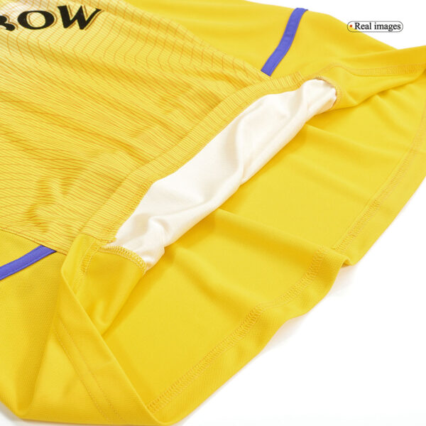 Retro Leeds United Third Jersey 2002/03 - Image 13