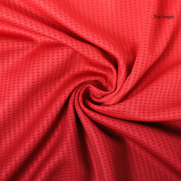 Manchester United Home Match Jersey 2024/25 - Image 12
