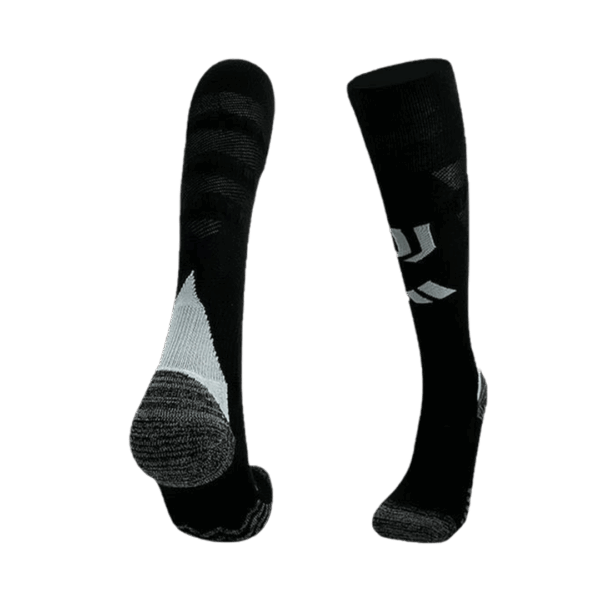 Juventus Home Full Kit (Jersey+Shorts+Socks) 2024/25 - Image 9